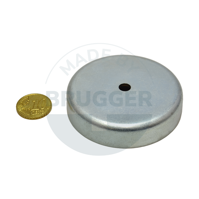 Pot magnet made of hard ferrite steel housing with cylinder bore galvanised 63mm | © Brugger GmbH