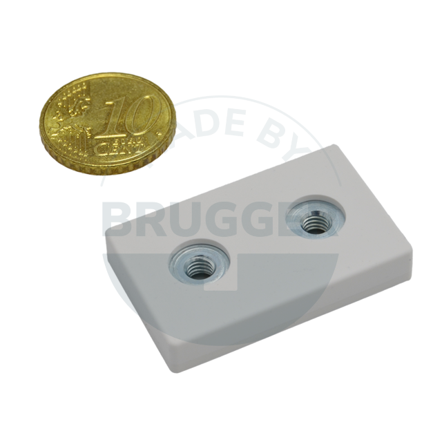 Gummiertes Magnetsystem mit Innengewinde rechteckig weiß | © Brugger GmbH