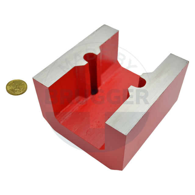 Hufeisenmagnet in Brückenform  rot | © Brugger GmbH