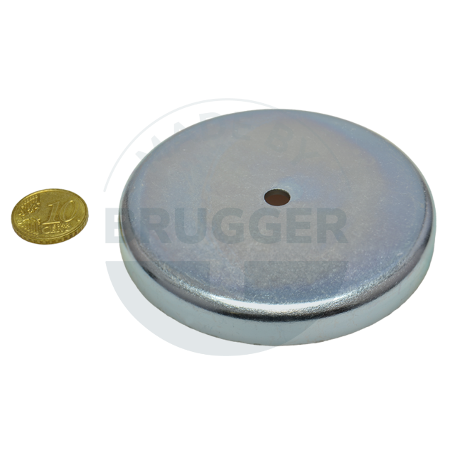 Pot magnet made of hard ferrite steel housing with cylinder bore galvanised 80mm | © Brugger GmbH