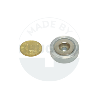 Pot magnet of NdFeB steel housing with bore and countersink galvanised 25mm | © Brugger GmbH