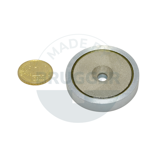 Topfmagnet aus SmCo Stahlgehäuse mit Bohrung und Senkung verzinkt bis 280°C 40mm Rückseite | © Brugger GmbH