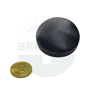 Gummiklappe als Schutzüberzug für Magnetsysteme ⌀40mm | © Brugger GmbH
