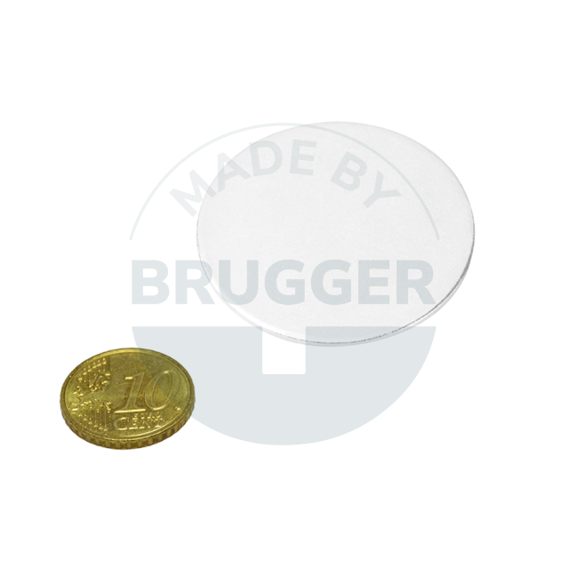 Metal disc with double adhesive tape (3M Scotch-Mount 4032) | © Brugger GmbH